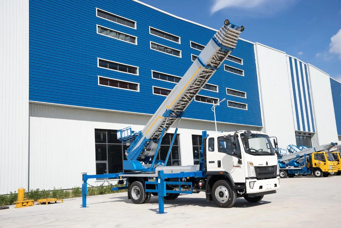 连云港海州小型云梯车上料车租赁多少钱